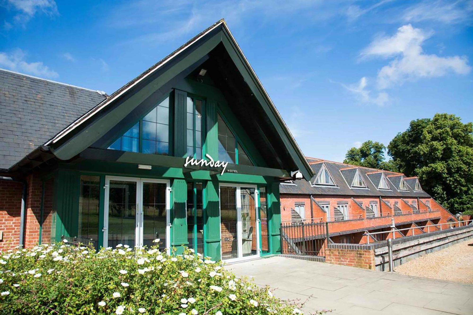 Walton Hall Hotel & Spa By Sunday Wellesbourne Extérieur photo
