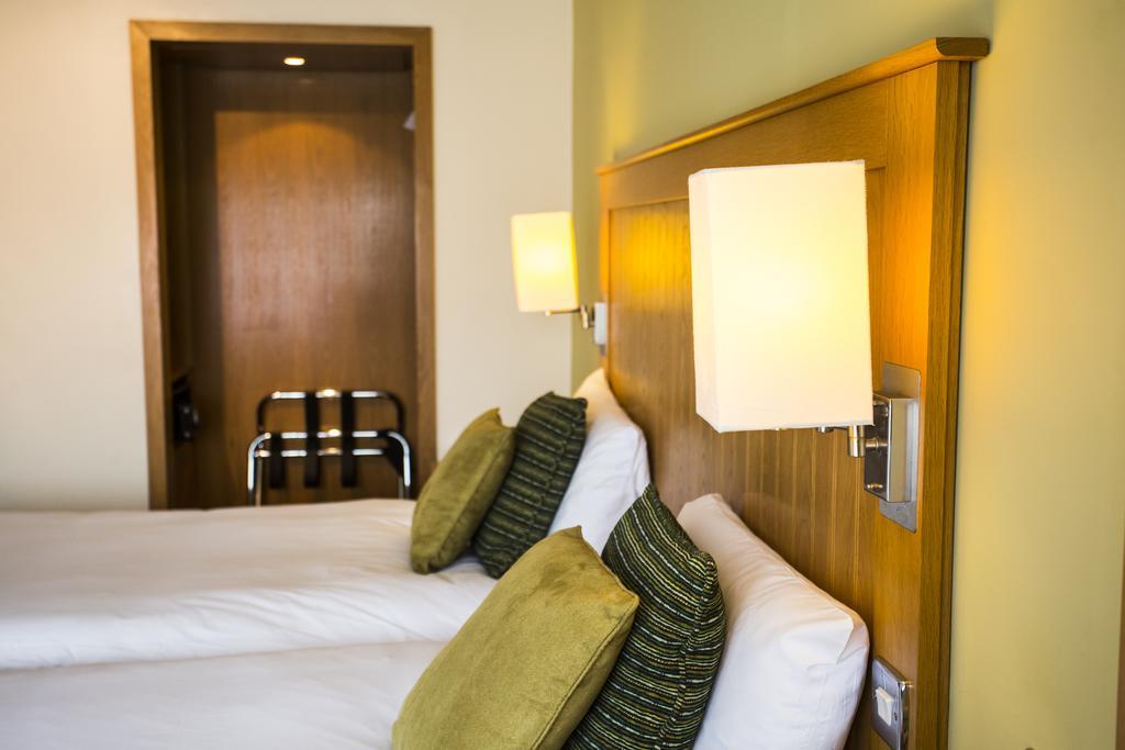 Walton Hall Hotel & Spa By Sunday Wellesbourne Extérieur photo